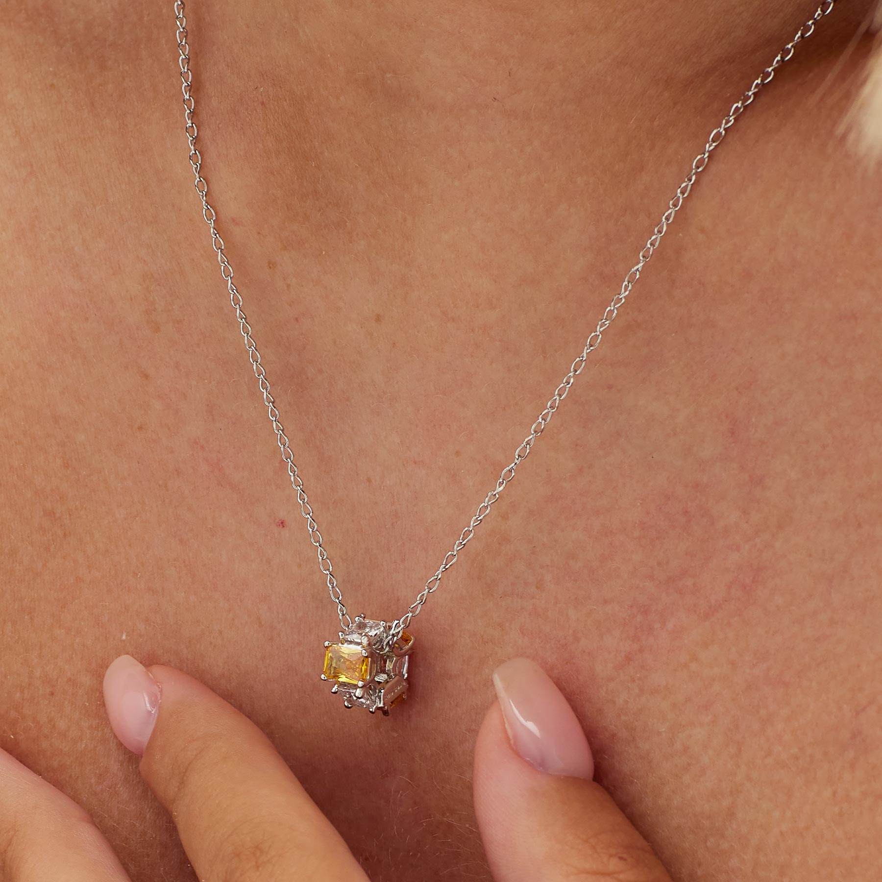 Charm Fancy Square Yellow του οίκου BROSWAY